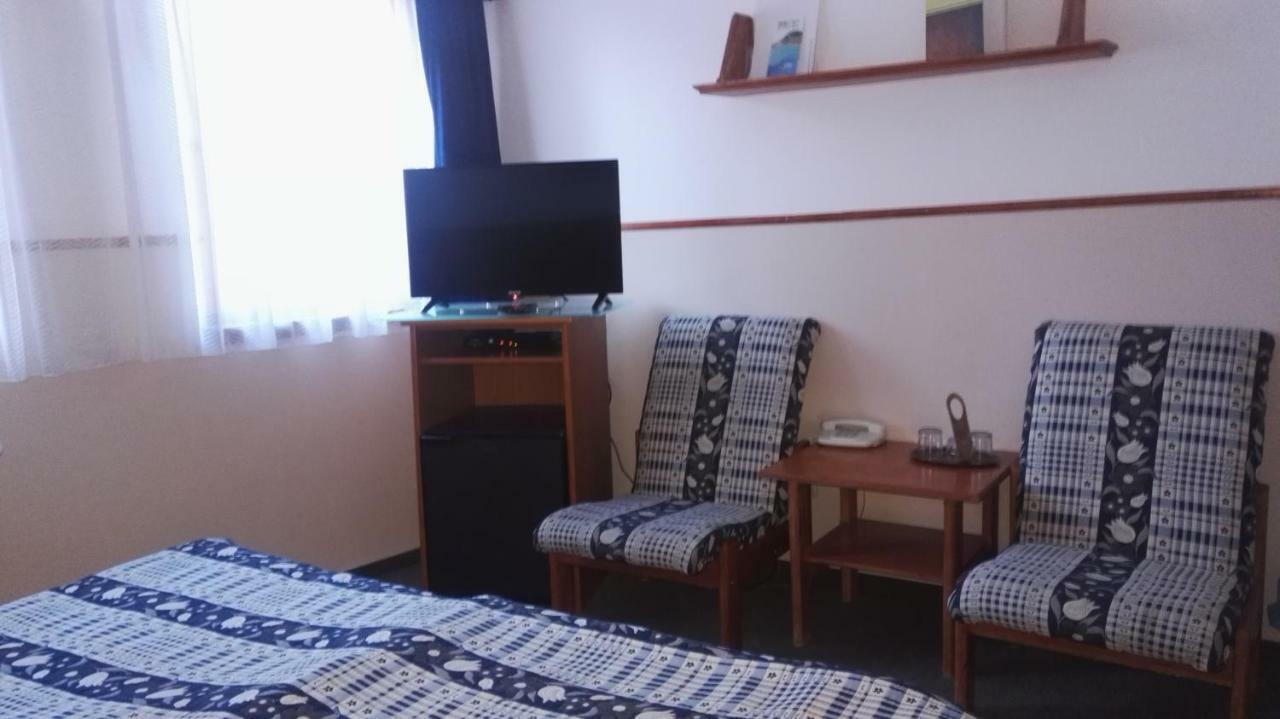 Lillafüred Hotel Tokert Szalloda Es Etterem מראה חיצוני תמונה